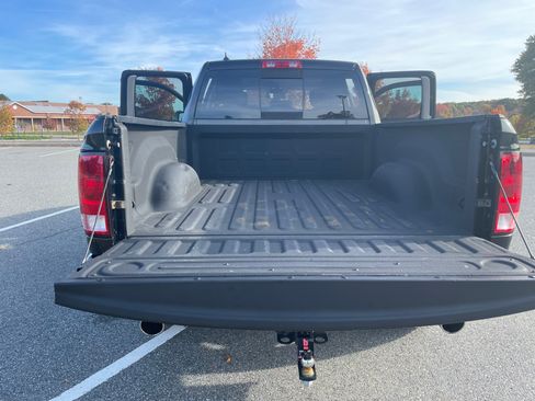 Used 2017 RAM 1500 Big Horn image 13