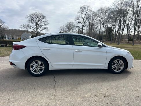 Used 2019 Hyundai Elantra Value Edition w/ Cargo Package image 8