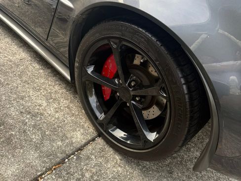 Used 2011 Chevrolet Corvette Grand Sport w/ Preferred Equipment Group image 10