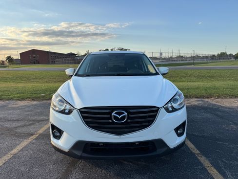 Used 2016 MAZDA CX-5 Sport image 2