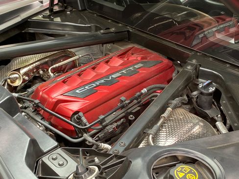 Used 2022 Chevrolet Corvette Stingray Premium Cpe w/ Z51 Performance Package RWD image 9