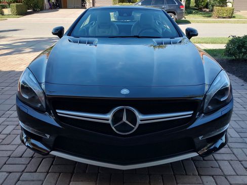 Used 2013 Mercedes-Benz SL 63 AMG image 2
