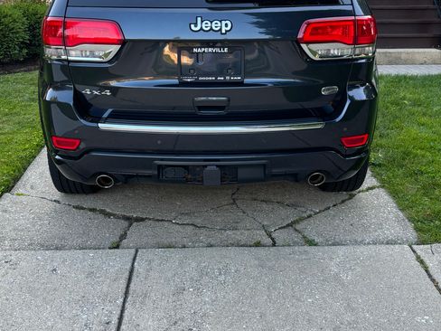 Used 2015 Jeep Grand Cherokee Overland AWD/4WD image 13