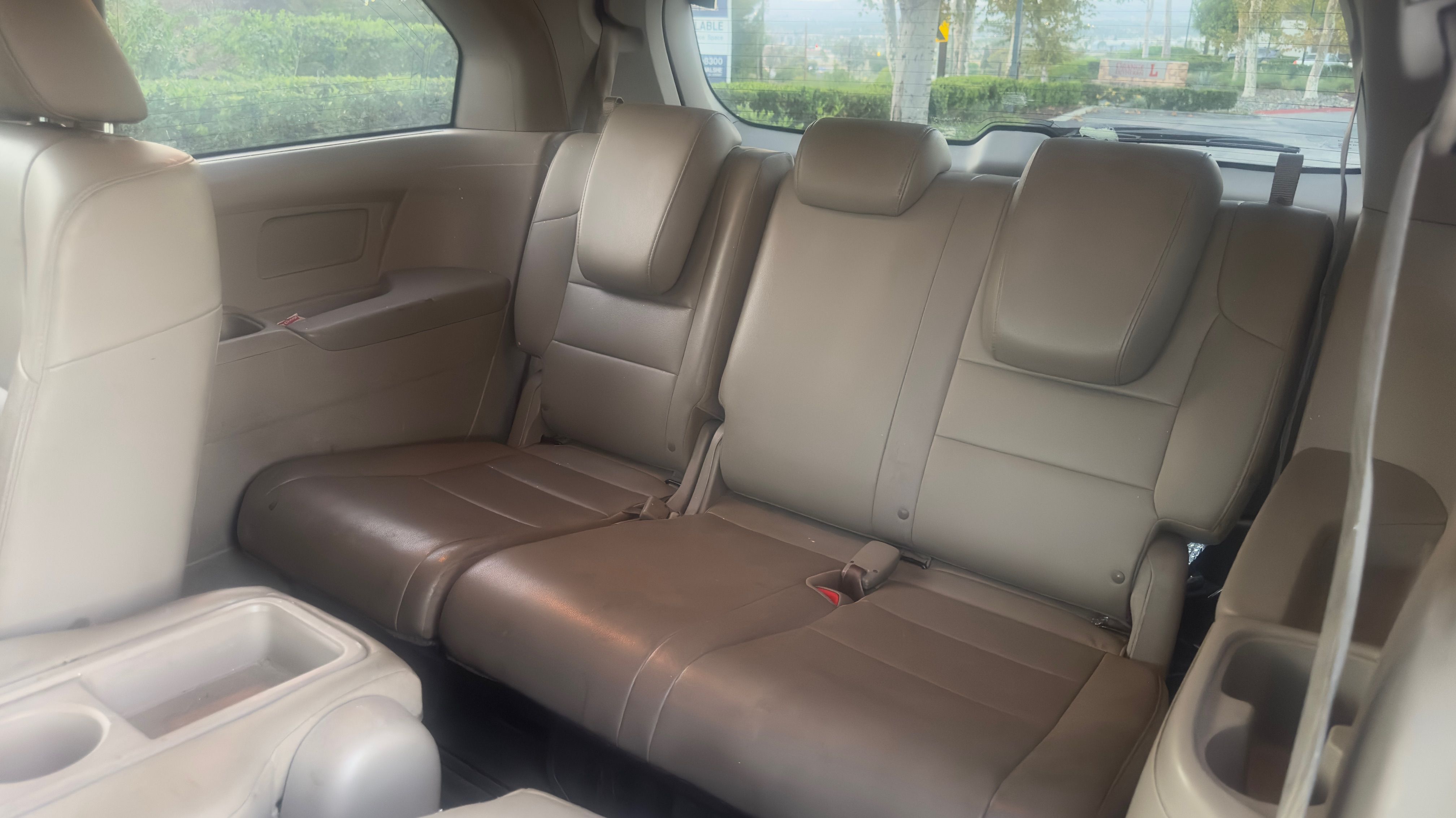 Used 2012 Honda Odyssey EX-L image 24