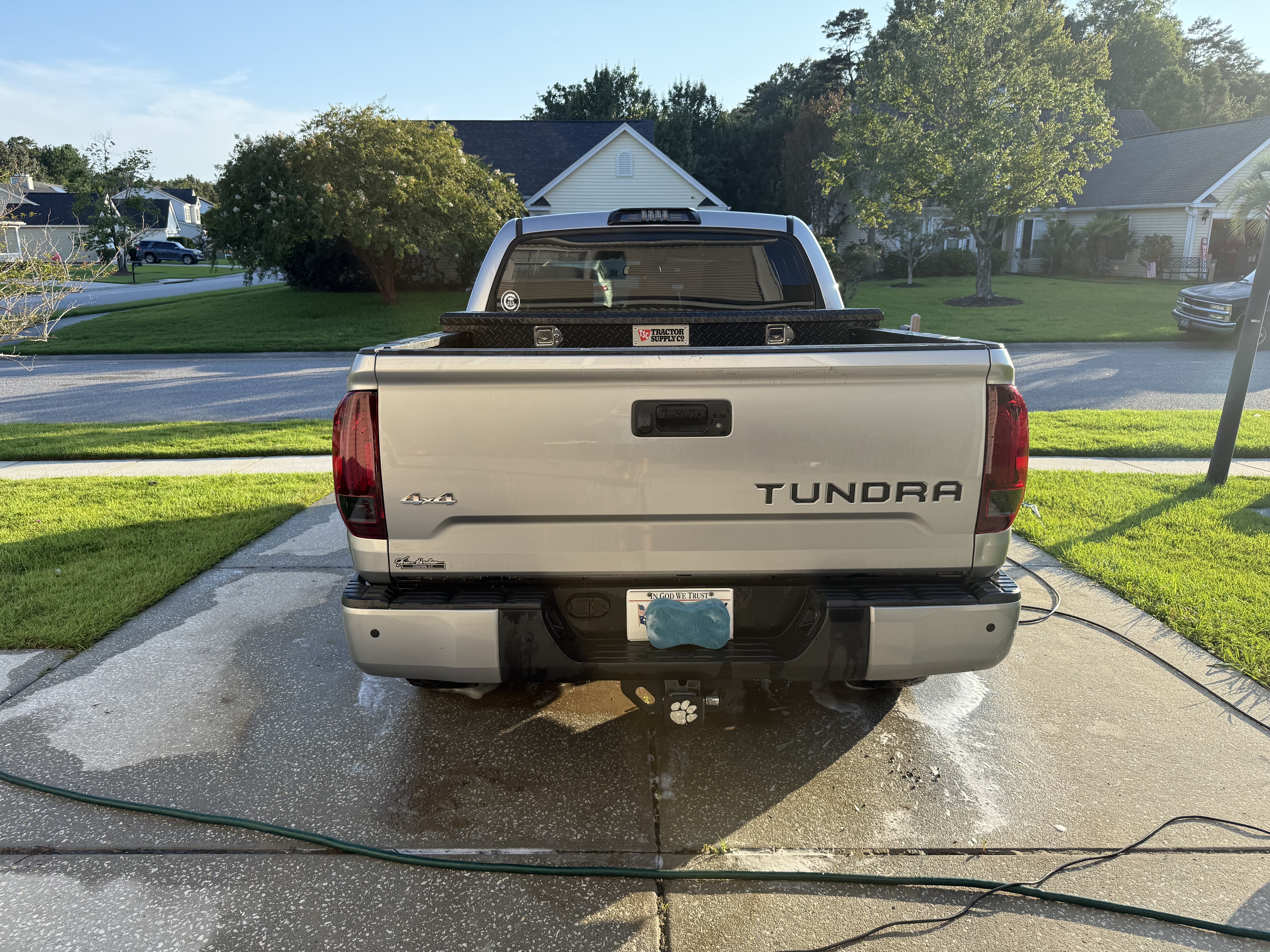 Used 2019 Toyota Tundra SR5 w/ Convenience Package AWD/4WD image 6
