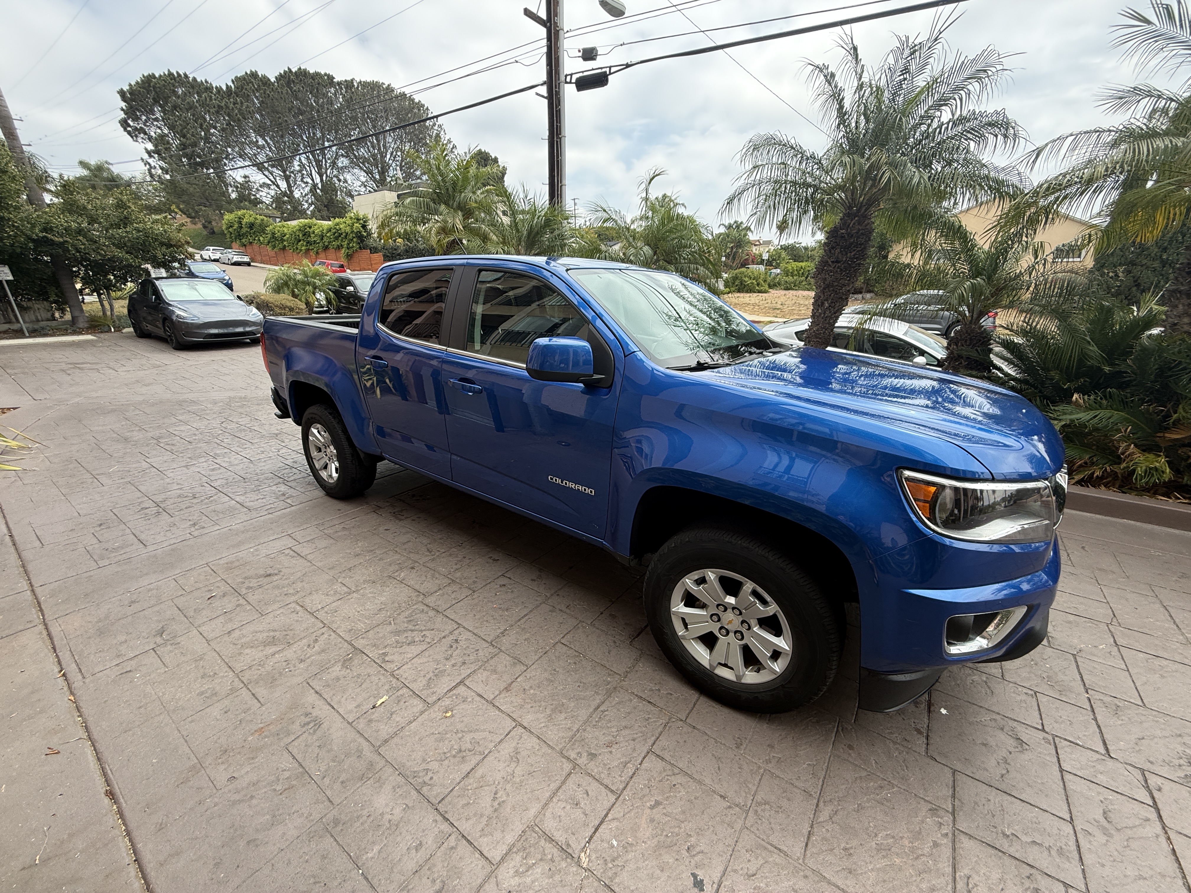 Used 2018 Chevrolet Colorado LT w/ LT Convenience Package RWD image 2