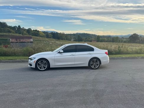 Used 2016 BMW 340i xDrive Sedan image 4