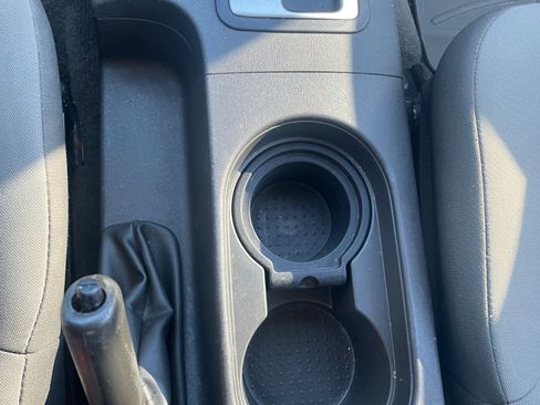 Used 2013 Nissan Xterra S image 11