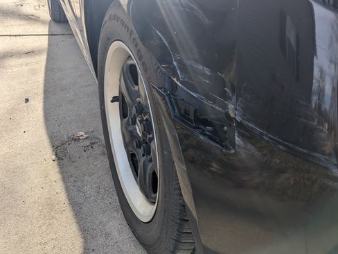 Used 2011 Chevrolet Camaro LS w/ Bluetooth Package image 17