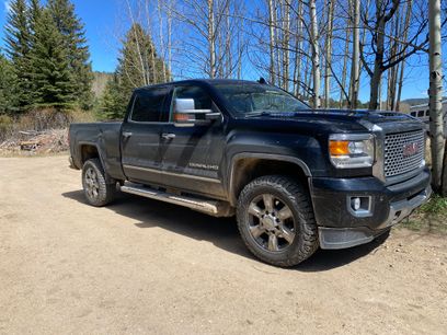 Used 2017 GMC Sierra 2500 Denali w/ Duramax Plus Package