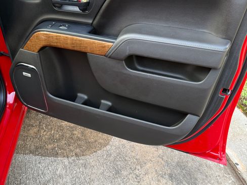 Used 2017 Chevrolet Silverado 1500 LTZ w/ Texas Edition image 22