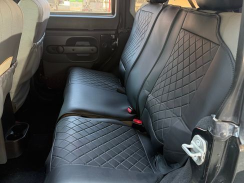Used 2010 Jeep Wrangler Unlimited Sport AWD/4WD image 13