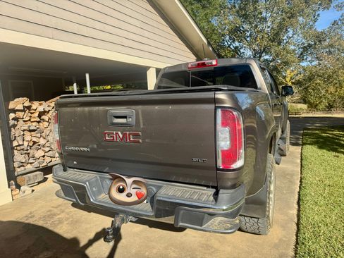 Used 2016 GMC Canyon SLT w/ Driver Alert Package image 9