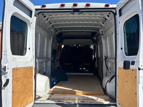 Used 2017 RAM ProMaster 2500 FWD image 13