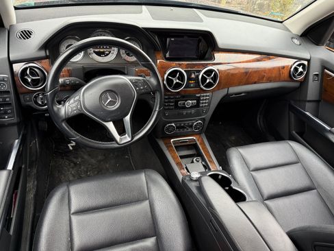 Used 2013 Mercedes-Benz GLK 350 4MATIC image 11