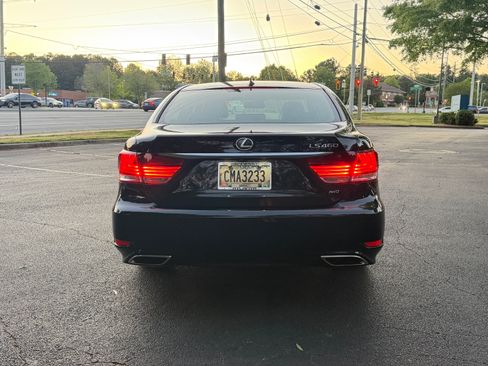 Used 2015 Lexus LS 460 AWD w/ Comfort Package image 6