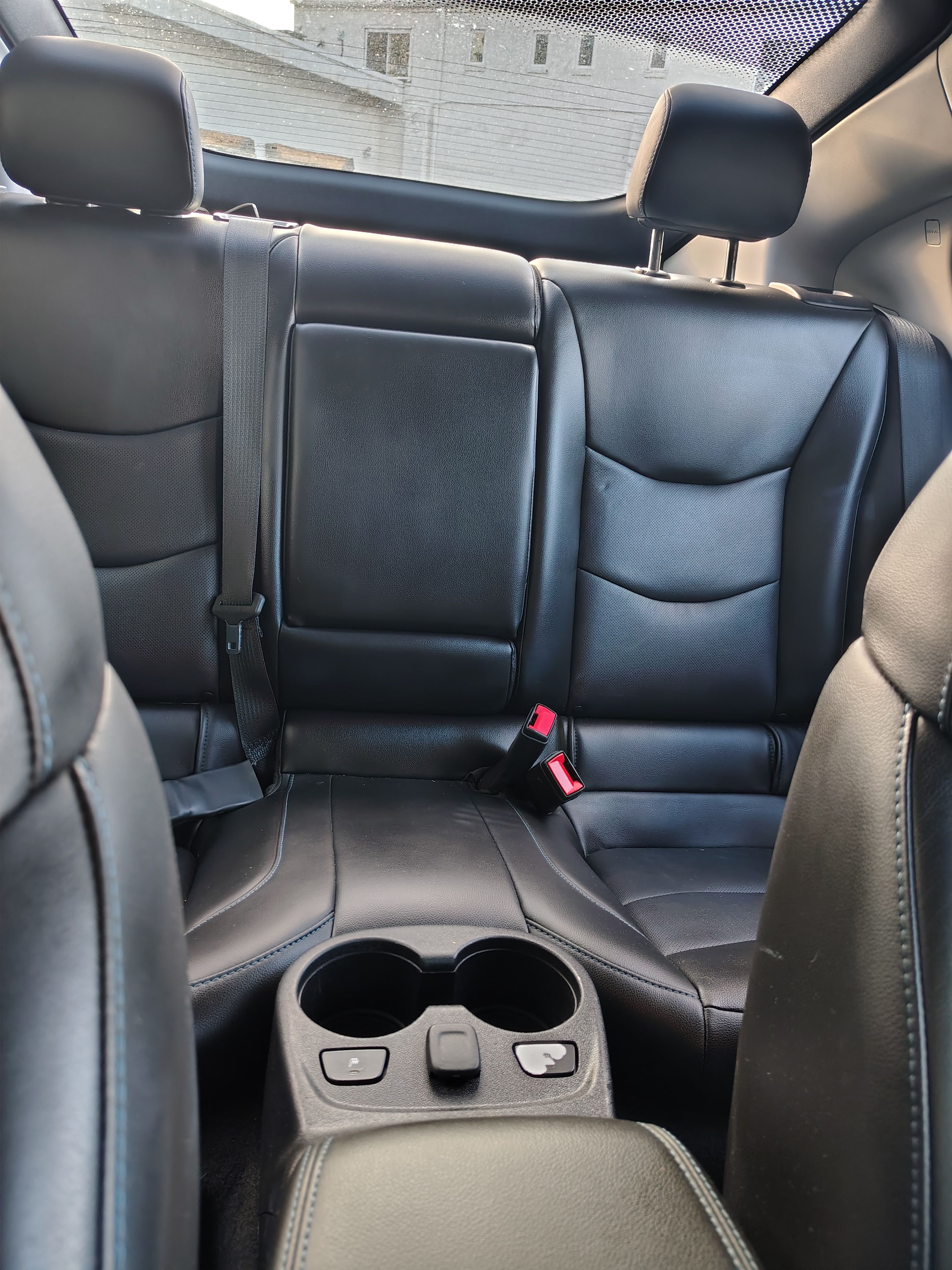 Used 2018 Chevrolet Volt Premier w/ Driver Confidence Package FWD image 13