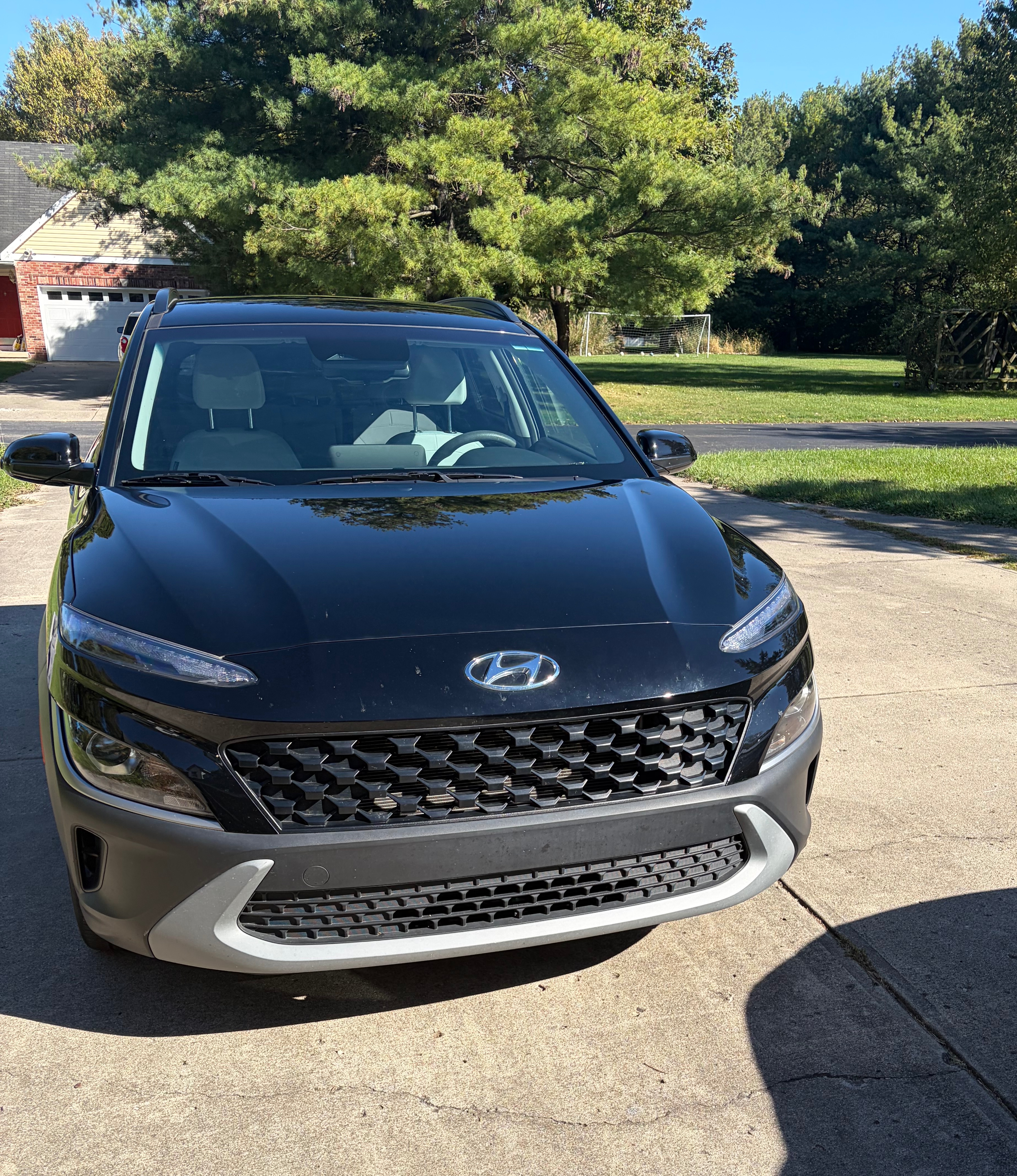 Used 2023 Hyundai Kona SEL w/ Cargo Package FWD image 1