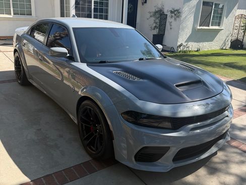 Used 2022 Dodge Charger SRT Hellcat image 2