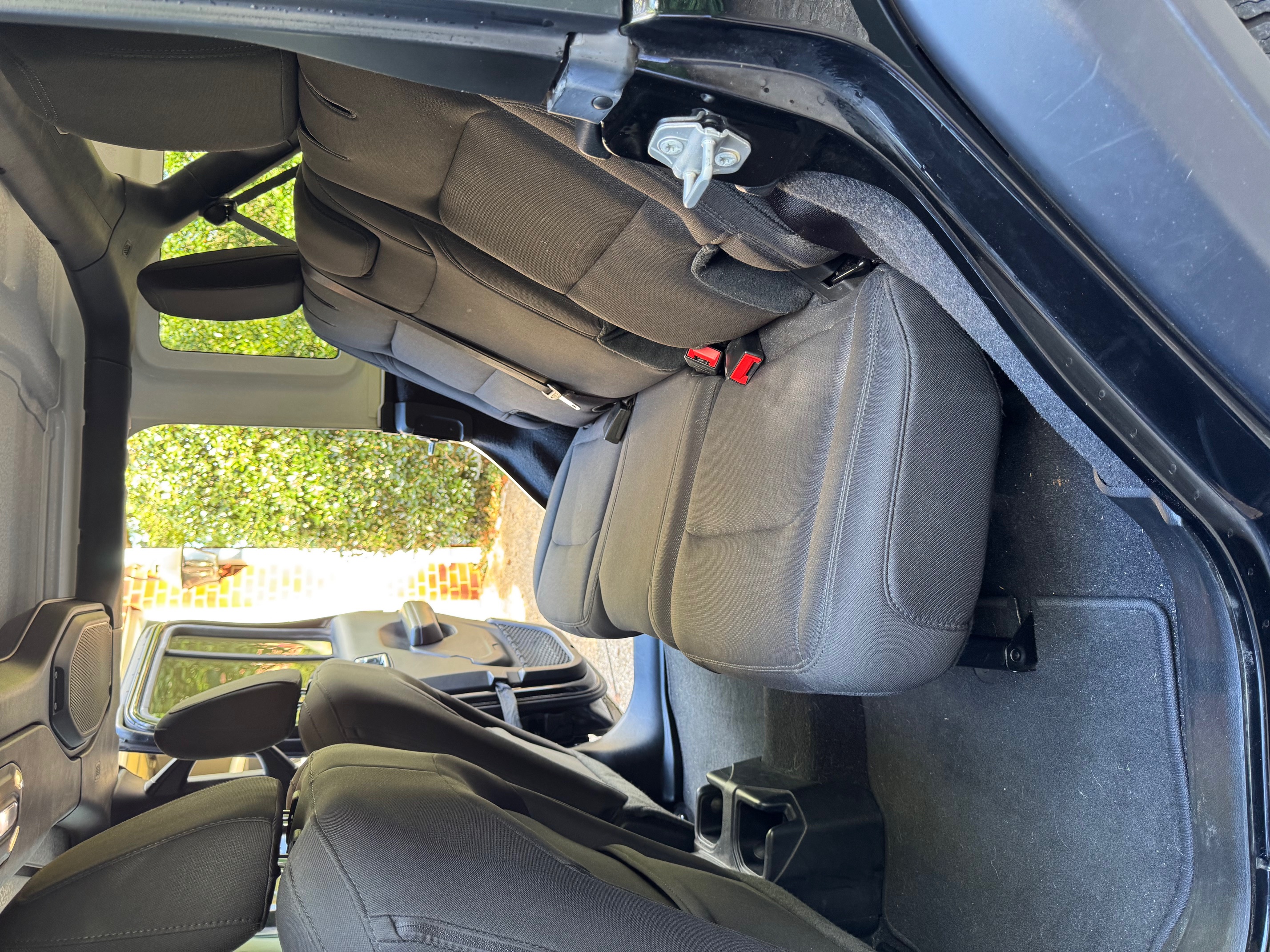 Used 2019 Jeep Wrangler Unlimited Sport S AWD/4WD image 13