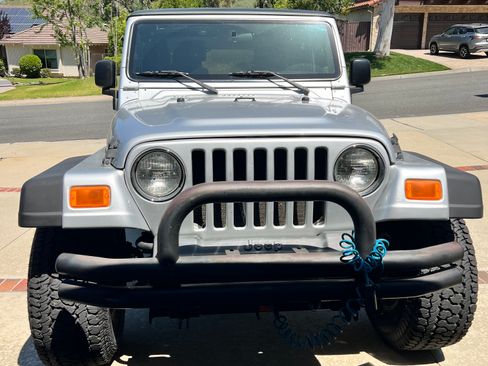 Used 2006 Jeep Wrangler Unlimited AWD/4WD image 4