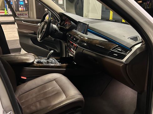 Used 2015 BMW X5 xDrive35i AWD/4WD image 11