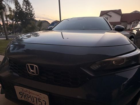 Used 2025 Honda Civic LX image 5