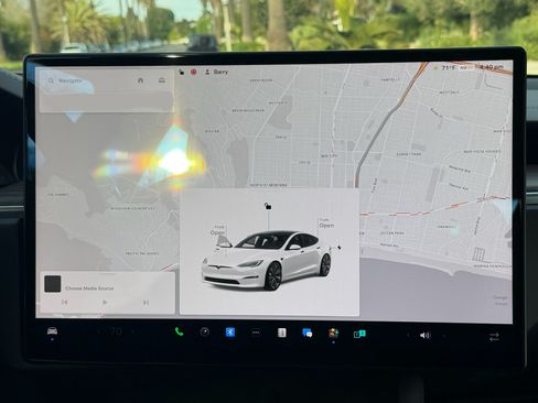 Used 2022 Tesla Model S Standard Range image 9