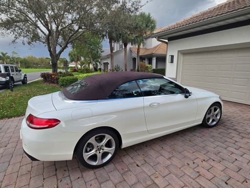 Used 2017 Mercedes-Benz C 300 Cabriolet image 5