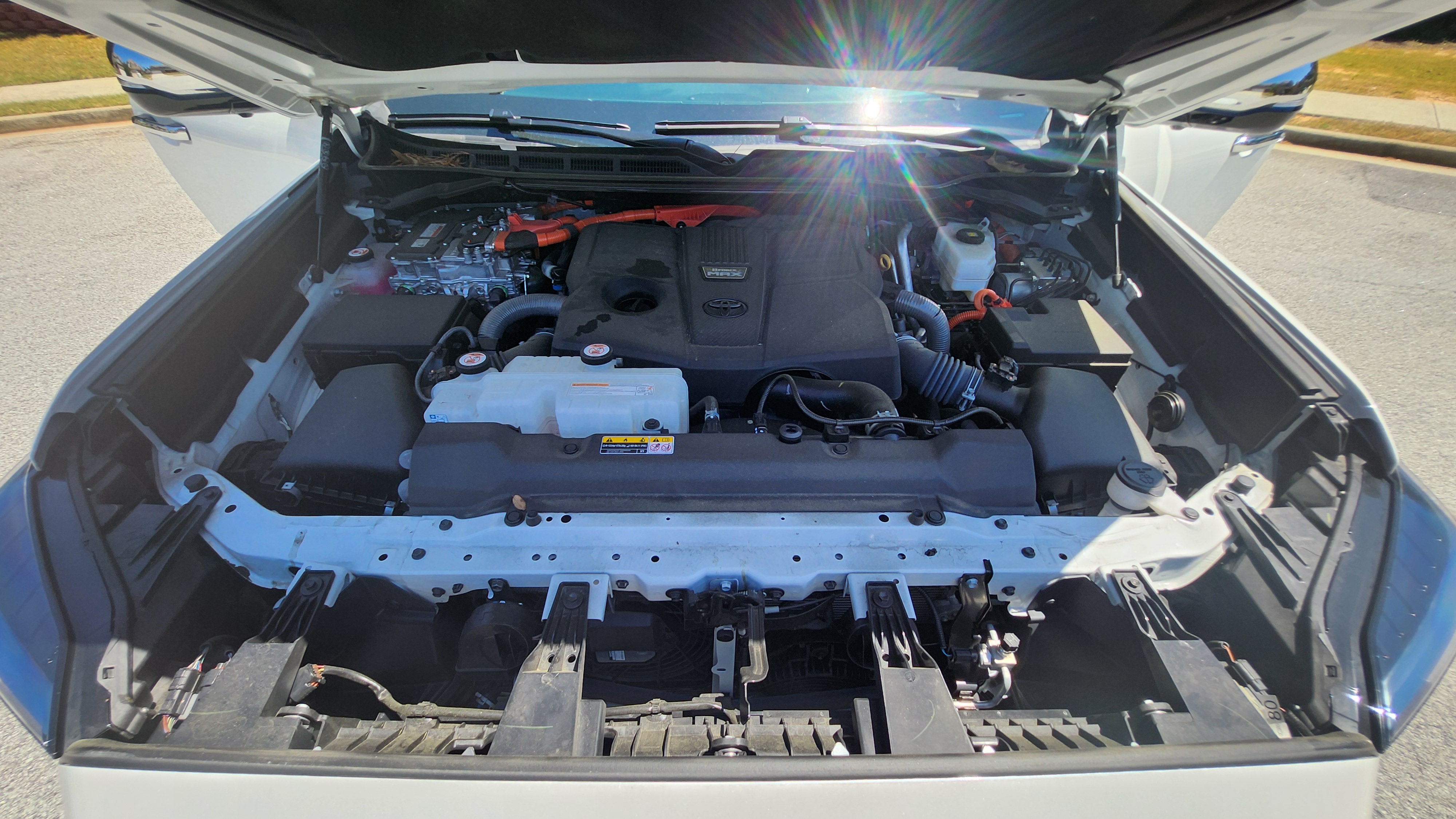 Used 2025 Toyota Sequoia Capstone AWD/4WD image 11