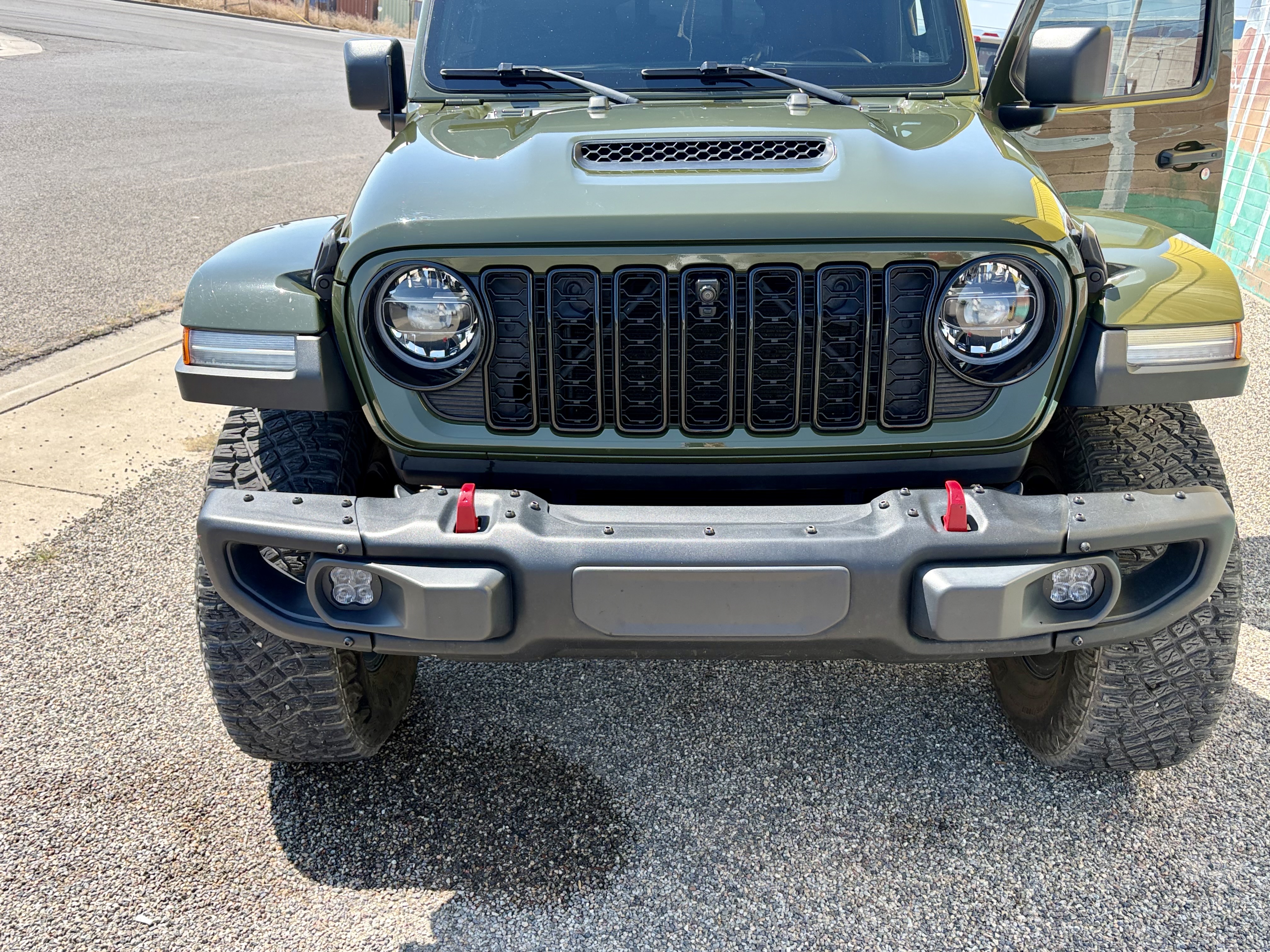 Used 2022 Jeep Gladiator Mojave w/ LED Lighting Group AWD/4WD image 11