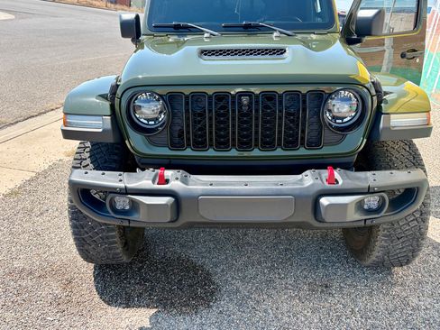Used 2022 Jeep Gladiator Mojave w/ LED Lighting Group AWD/4WD image 11