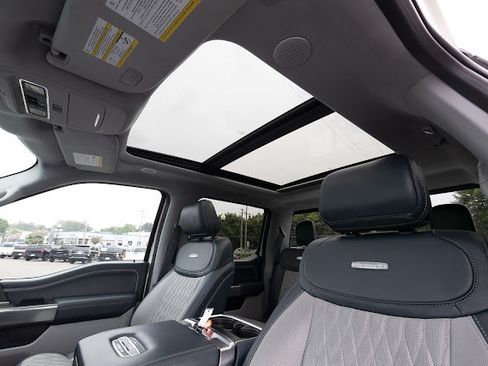 Used 2022 Ford F150 Limited image 13