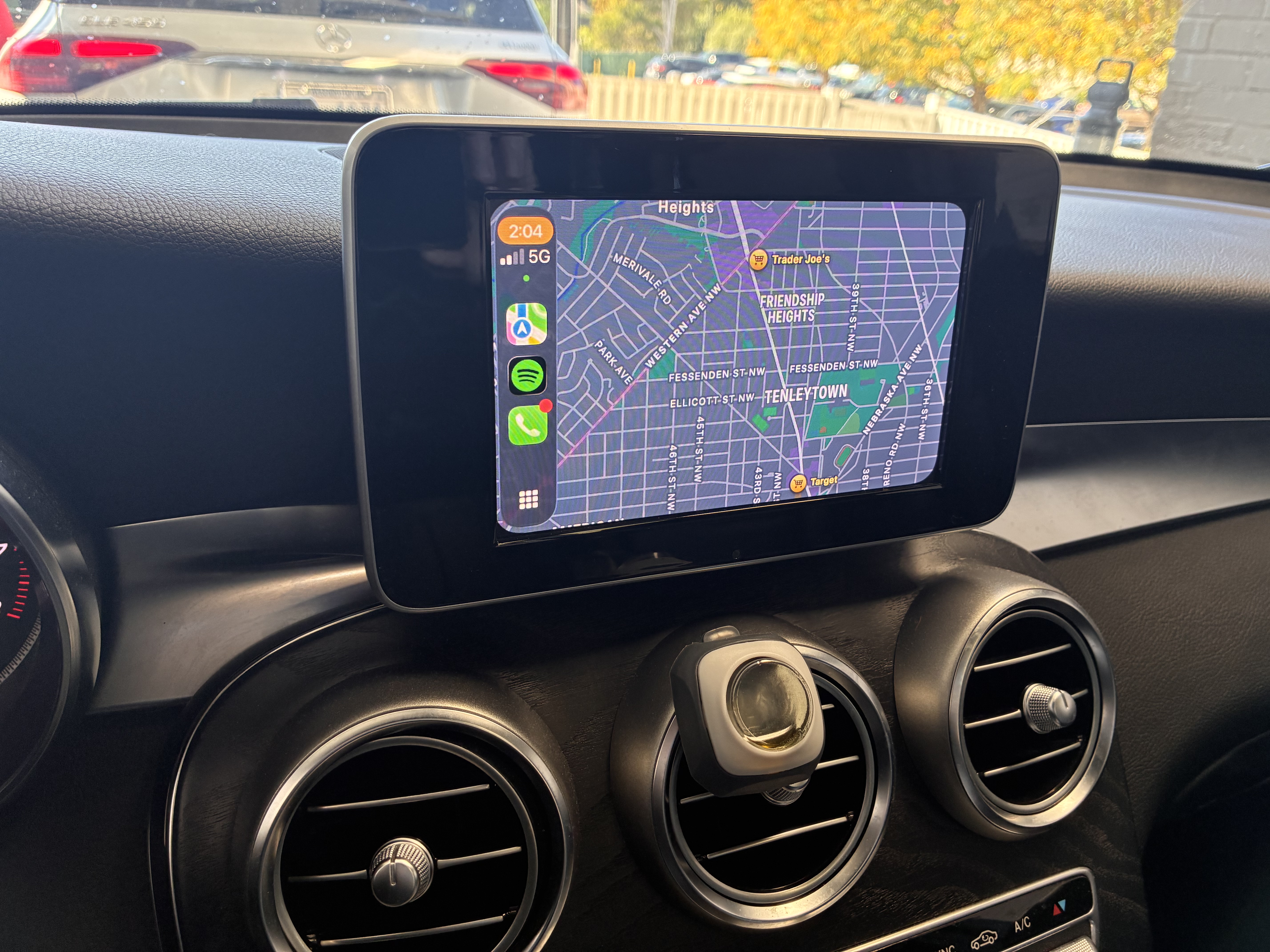 Used 2018 Mercedes-Benz GLC 300 image 9