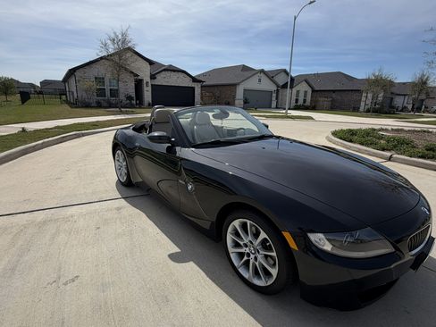 Used 2008 BMW Z4 3.0i image 9