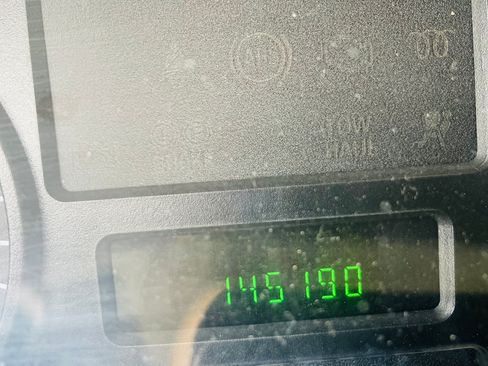 Used 2007 Ford F250 XLT image 11