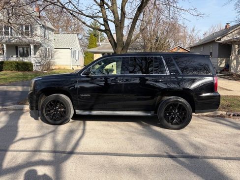 Used 2015 GMC Yukon SLT image 1