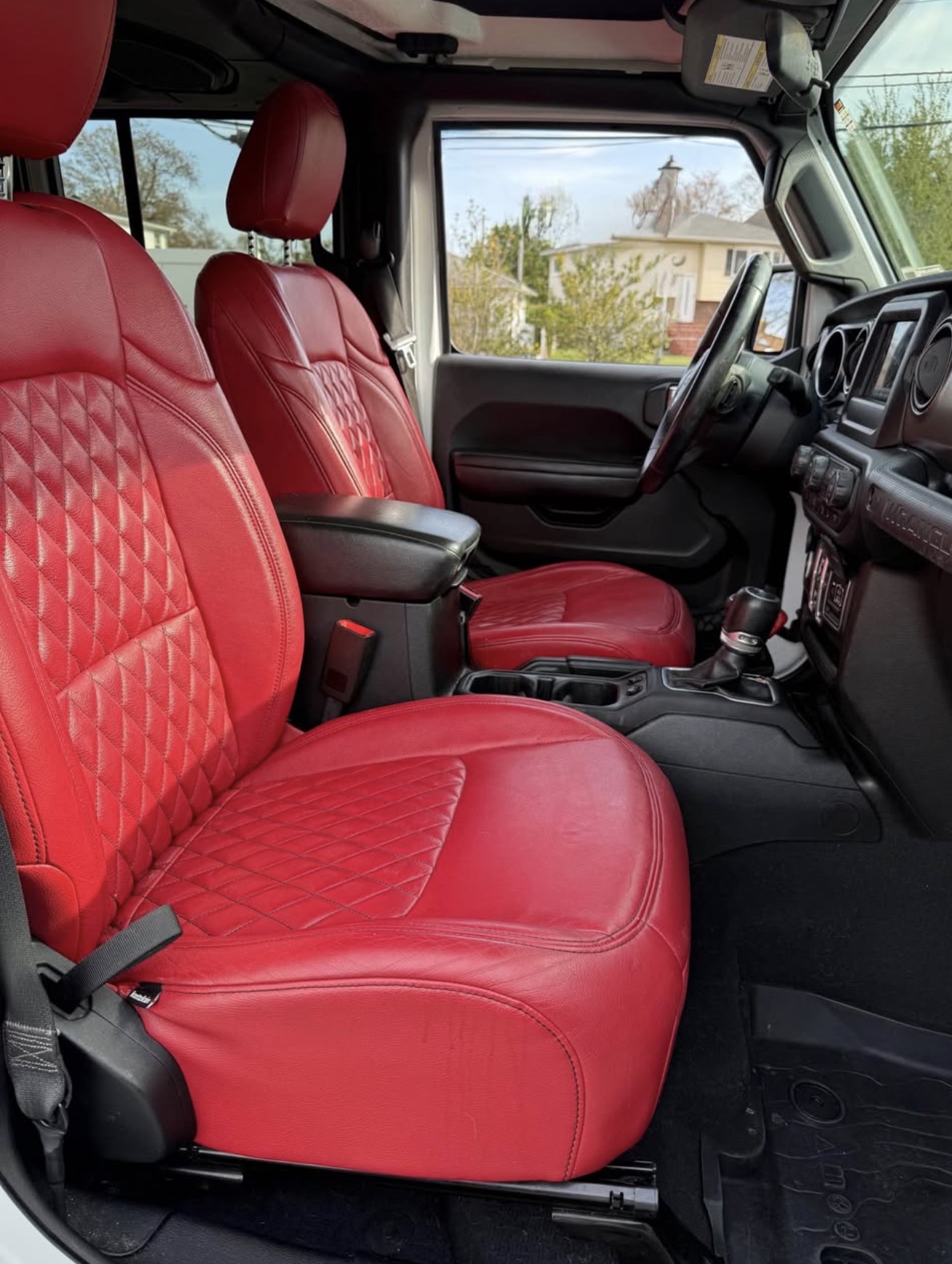 Used 2018 Jeep Wrangler Unlimited Sport S AWD/4WD image 11