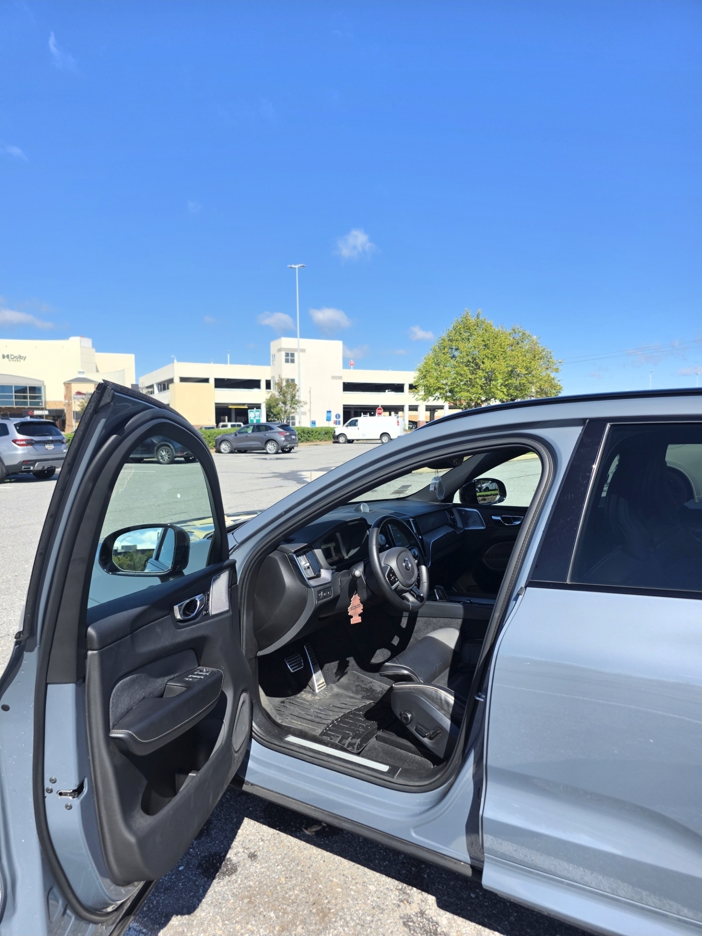 Used 2022 Volvo XC60 T8 Polestar AWD/4WD image 17