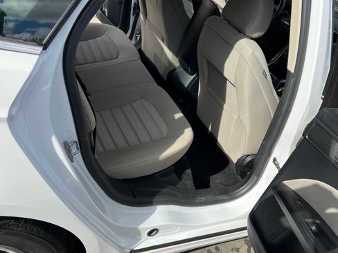 Used 2018 Ford Fusion S image 29