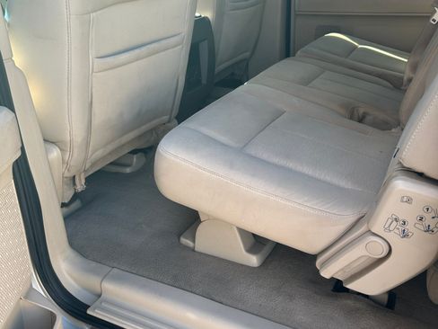 Used 2007 Ford Expedition EL XLT image 9