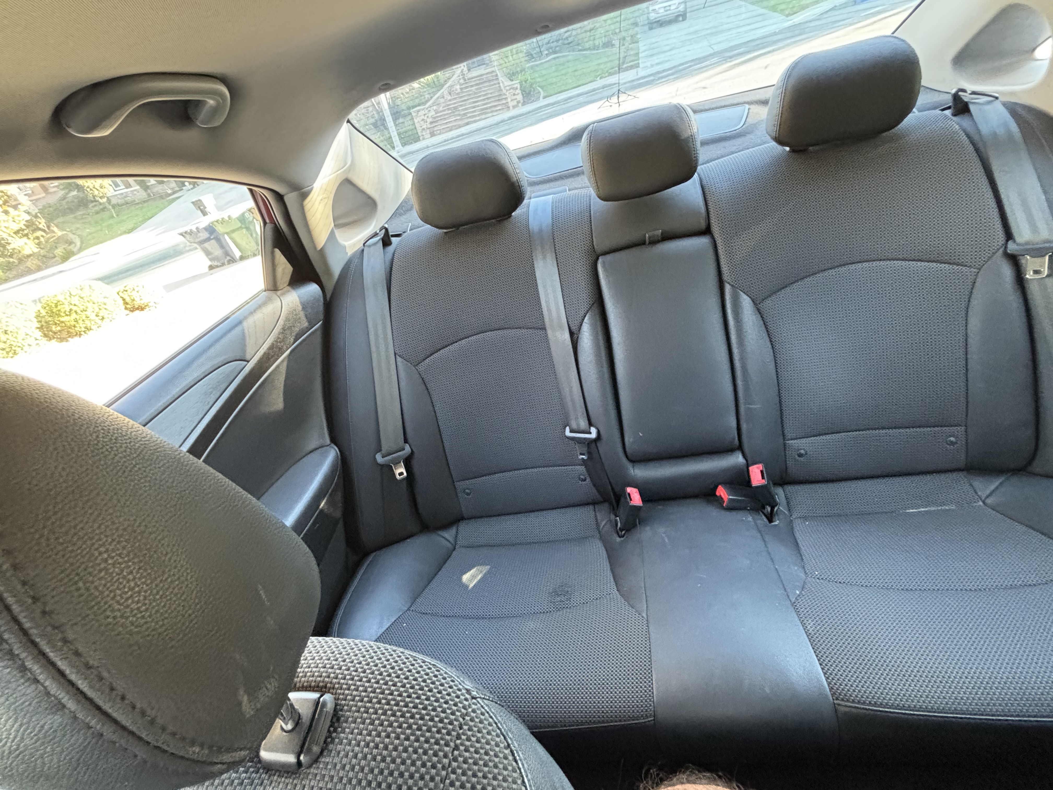 Used 2011 Hyundai Sonata SE w/ Navigation & Sunroof Pkg 4 FWD image 12