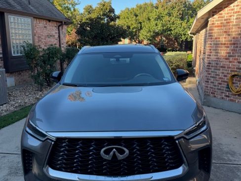 Used 2024 INFINITI QX60 Luxe image 2