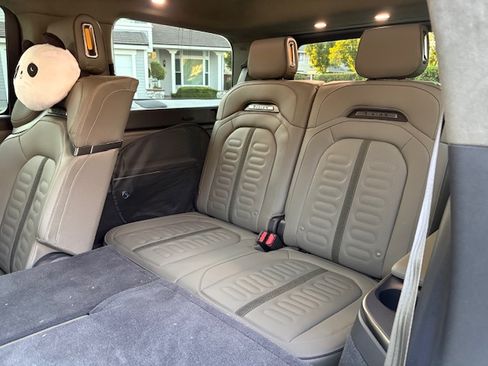 Used 2024 Rivian R1S Adventure AWD/4WD image 19