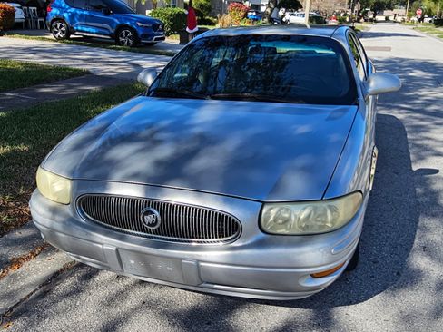 Used 2004 Buick Le Sabre Custom image 4