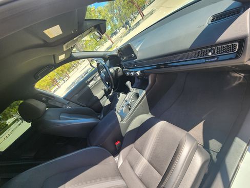 Used 2022 Honda Civic Sport image 5