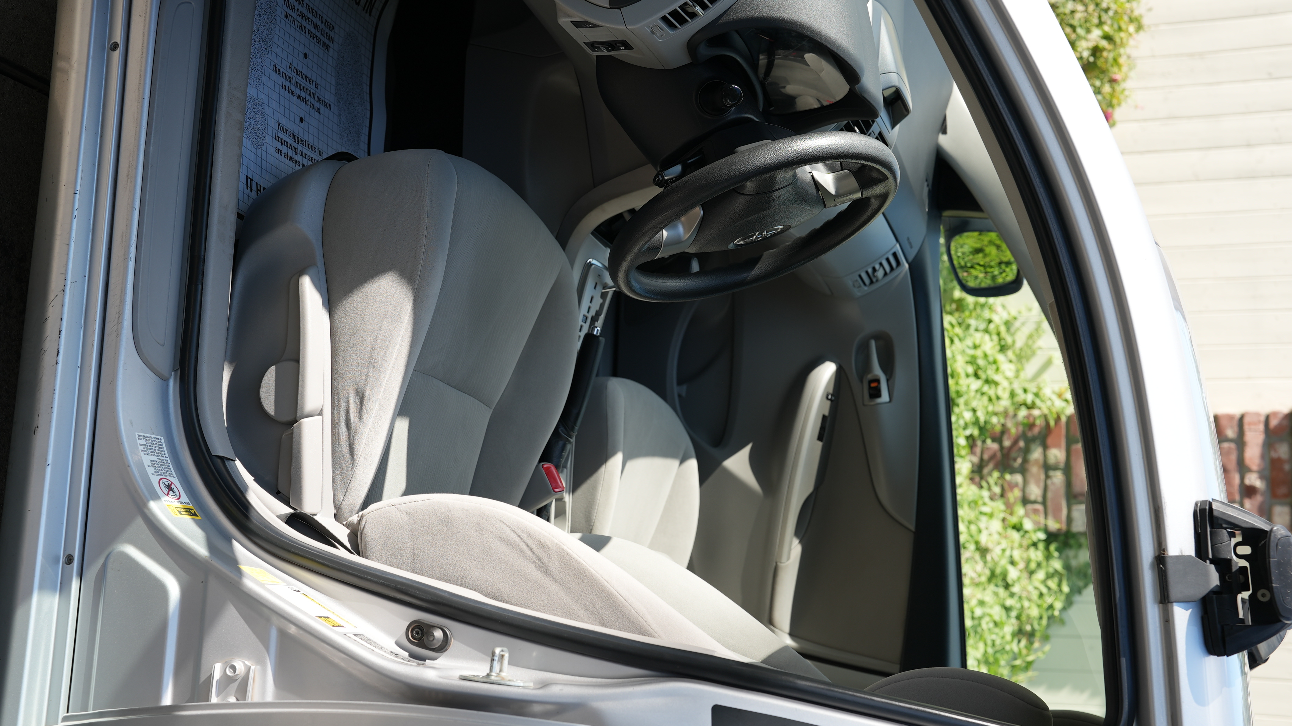Used 2012 Toyota Corolla LE w/ Preferred Accessory Pkg FWD image 12