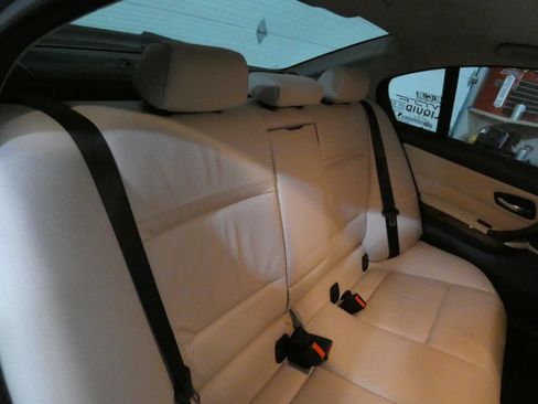 Used 2009 BMW 335i xDrive Sedan image 20