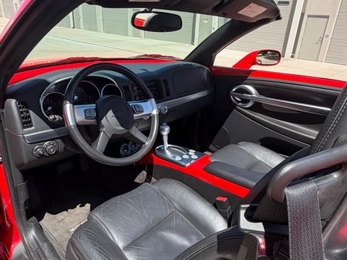Used 2004 Chevrolet SSR w/ Preferred Equipment Group RWD image 19
