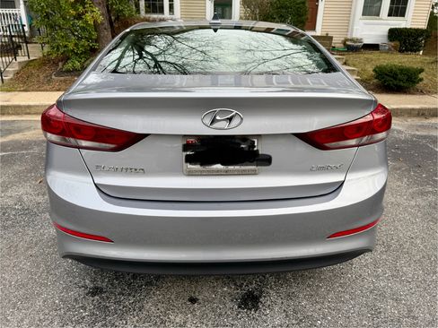 Used 2017 Hyundai Elantra Limited w/ Limited Ultimate Package 09 image 5